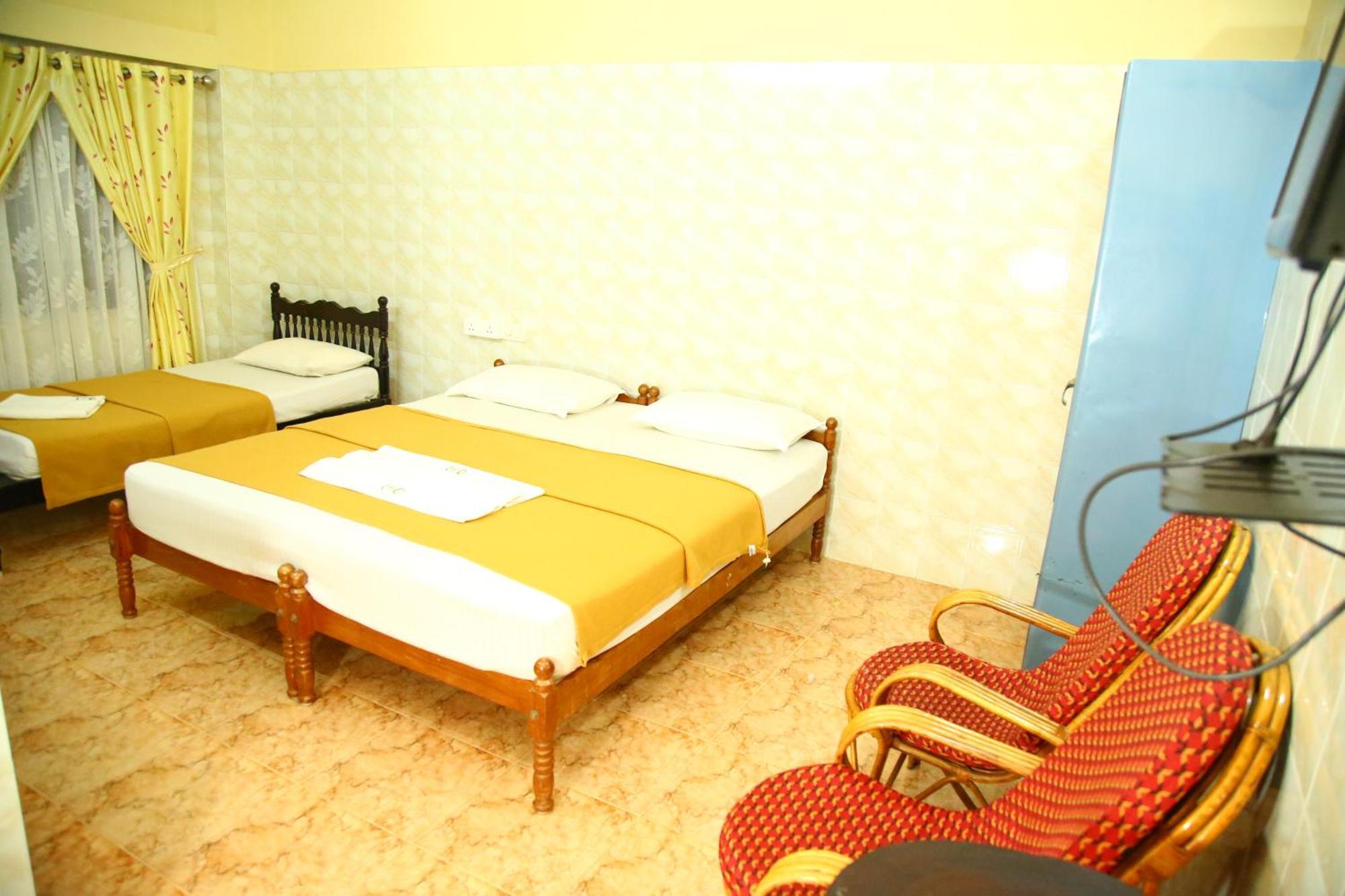 Lake Palace Family Resort Kumarakom Bagian luar foto