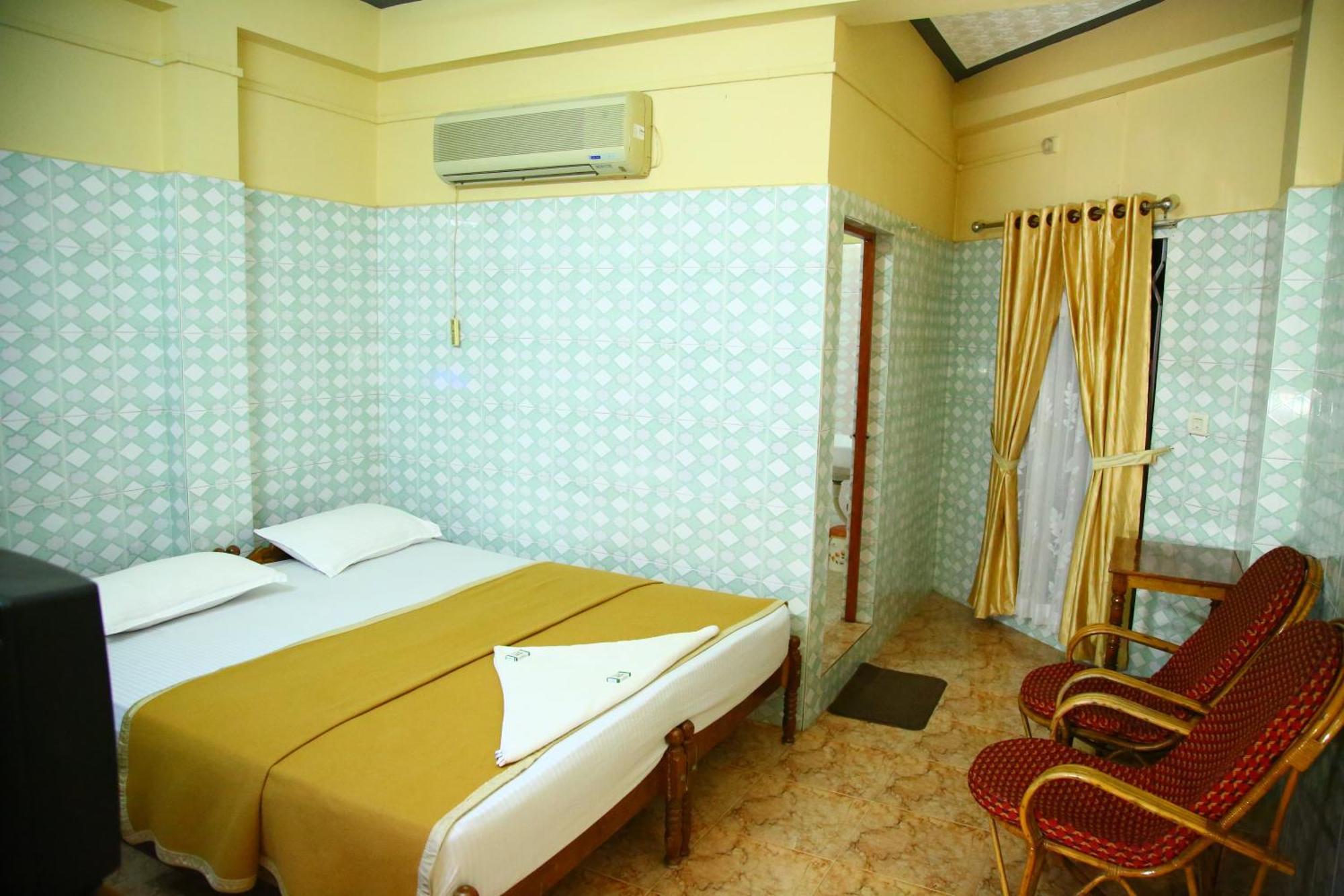 Lake Palace Family Resort Kumarakom Bagian luar foto