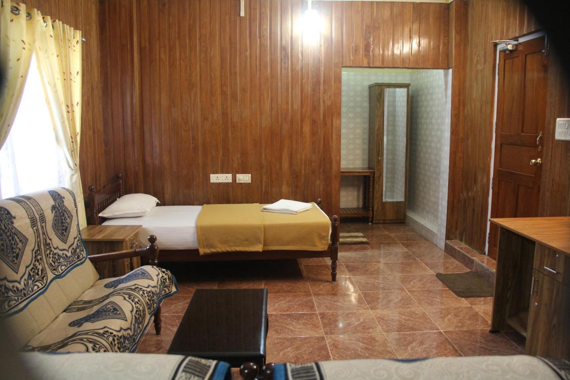 Lake Palace Family Resort Kumarakom Bagian luar foto